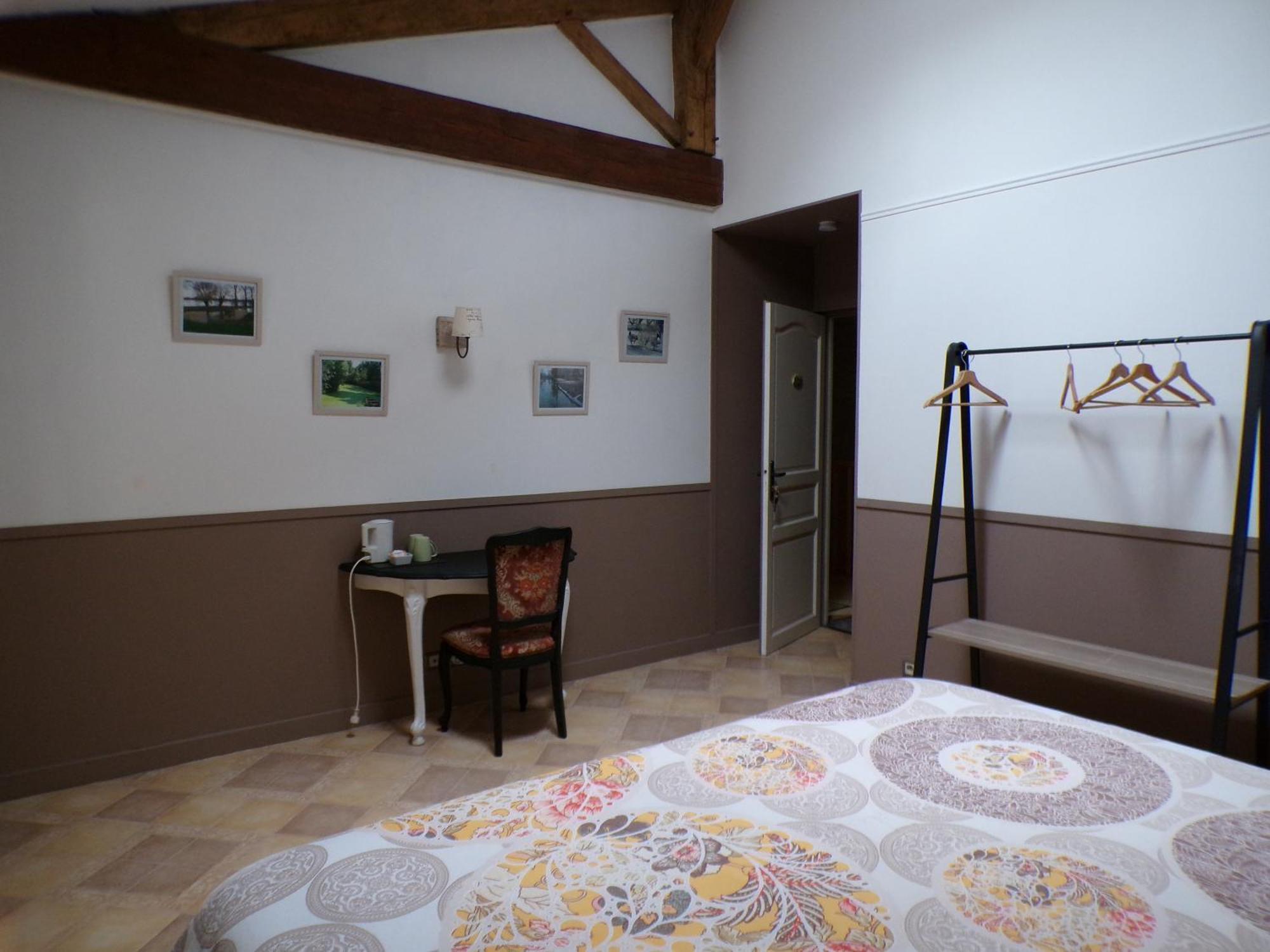 Le Logis De La Venise Verte Saint-Hilaire-la-Palud Экстерьер фото